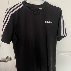 Adidas T-shirt